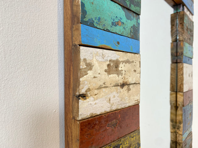 Boatwood by WMK # Farbenfroher Wandspiegel 60x90 aus altem Bootsholz, ein handgefertigtes Unikat aus Teakholz in Originalfarben der Boote # bunter Spiegel Flurspiegel Badspiegel Mirror Art Bootsmöbel