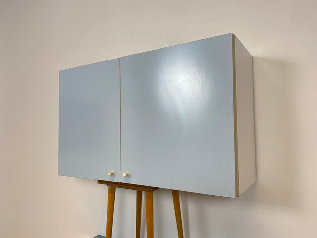WMK # Kultige blaue Space Age Küchenzeile aus 1976 mit Hängeschrank, Schubladen und Gewürzregal # Küchenbüfett kleine Küche Küchenschrank Küchenhängeschrank Küchenanrichte Kredenz Retro Vintage DDR