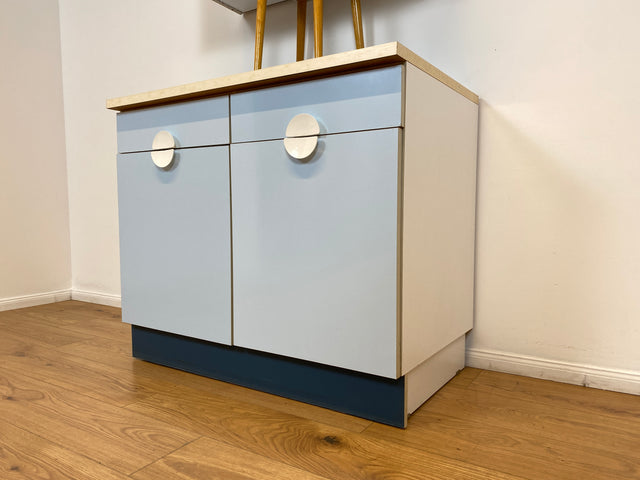 WMK # Kultige blaue Space Age Küchenzeile aus 1976 mit Hängeschrank, Schubladen und Gewürzregal # Küchenbüfett kleine Küche Küchenschrank Küchenhängeschrank Küchenanrichte Kredenz Retro Vintage DDR