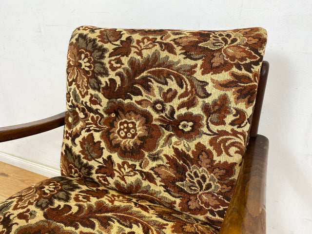 WMK 1/3 Particularly beautiful and well-preserved 1930s Art Deco club chair with floral original cover & comfortable spring core seat # Fauteuil Armchair Reading Chair Armchair Seating Set Vintage