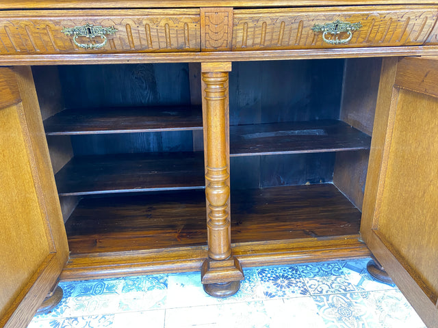 WMK Prachtvoller und gut erhaltener antiker Büffetschrank aus massivem Eichenholz mit prunkvollen Messingbeschlägen, um 1900 # Anrichte Aufsatzbuffett Buffett Schrank Highboard Gründerzeit Vintage