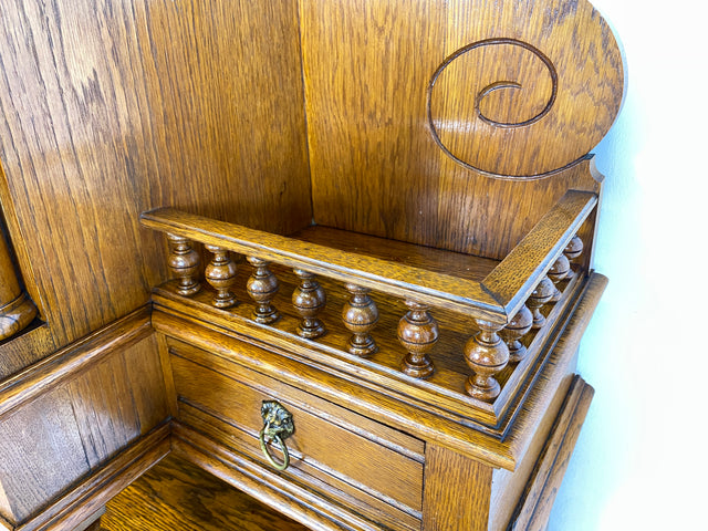 WMK Prachtvoller und gut erhaltener antiker Büffetschrank aus massivem Eichenholz mit prunkvollen Messingbeschlägen, um 1900 # Anrichte Aufsatzbuffett Buffett Schrank Highboard Gründerzeit Vintage
