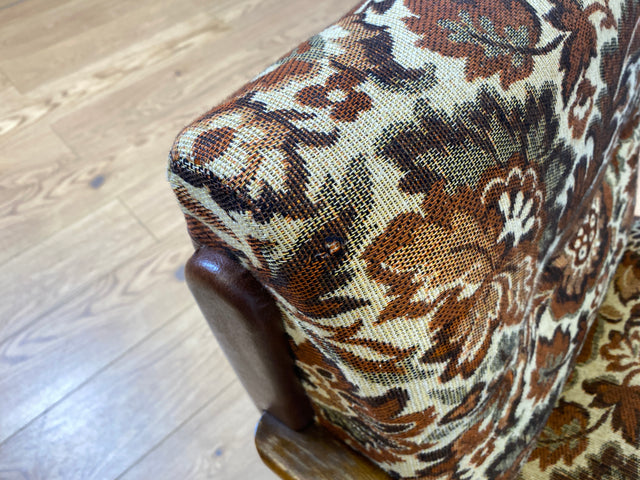 WMK 1/3 Particularly beautiful and well-preserved 1930s Art Deco club chair with floral original cover & comfortable spring core seat # Fauteuil Armchair Reading Chair Armchair Seating Set Vintage