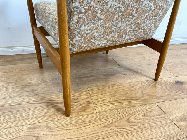 WMK 1/3 Stilvoller und gut erhaltener Mid-Century Sessel mit Originalbezug mit Blumenmuster und edlem Holzgestell # Sessel Loungesessel Lesesessel Relaxsessel Mid-Century Wohnzimmer 60er Vintage Retro