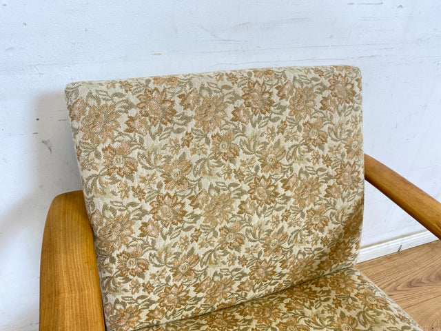 WMK 1/3 Stilvoller und gut erhaltener Mid-Century Sessel mit Originalbezug mit Blumenmuster und edlem Holzgestell # Sessel Loungesessel Lesesessel Relaxsessel Mid-Century Wohnzimmer 60er Vintage Retro