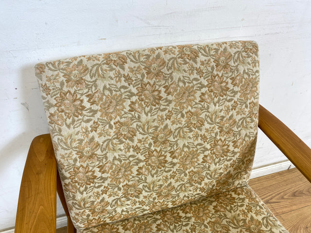WMK 1/3 Stilvoller und gut erhaltener Mid-Century Sessel mit Originalbezug mit Blumenmuster und edlem Holzgestell # Sessel Loungesessel Lesesessel Relaxsessel Mid-Century Wohnzimmer 60er Vintage Retro