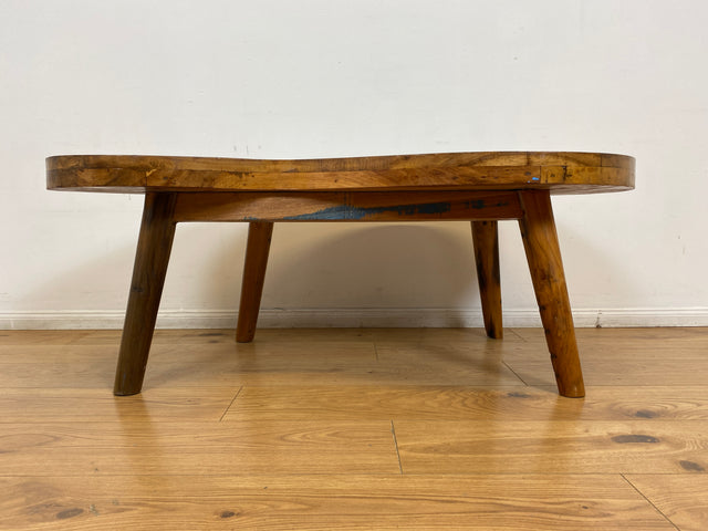 Bootwood by WMK I Einzigartiger formschöne Nierentisch mit bunter Patchwork Tischplatte I handgefertigtes Unikat aus altem Bootsholz l Teakholz massiv I Couchtisch Coffee Table Berlin Köln NRW Bayern