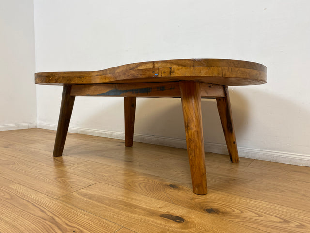 Bootwood by WMK I Einzigartiger formschöne Nierentisch mit bunter Patchwork Tischplatte I handgefertigtes Unikat aus altem Bootsholz l Teakholz massiv I Couchtisch Coffee Table Berlin Köln NRW Bayern