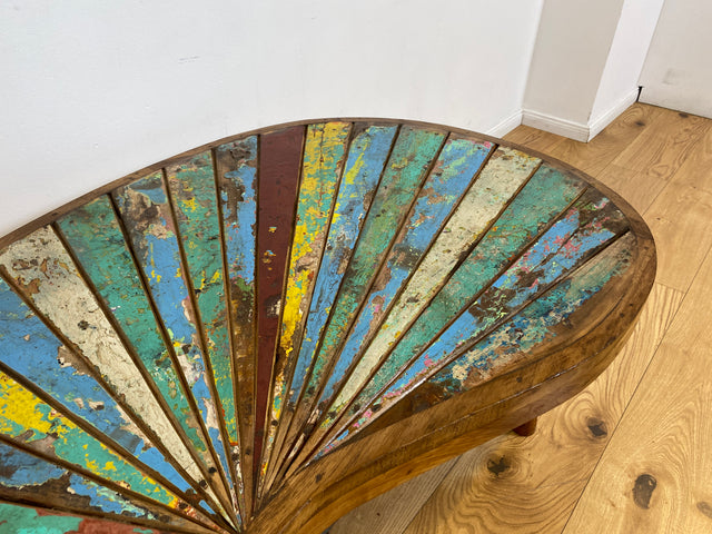 Bootwood by WMK I Einzigartiger formschöne Nierentisch mit bunter Patchwork Tischplatte I handgefertigtes Unikat aus altem Bootsholz l Teakholz massiv I Couchtisch Coffee Table Berlin Köln NRW Bayern