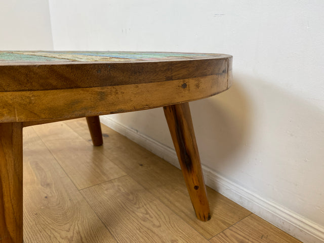 Bootwood by WMK I Einzigartiger formschöne Nierentisch mit bunter Patchwork Tischplatte I handgefertigtes Unikat aus altem Bootsholz l Teakholz massiv I Couchtisch Coffee Table Berlin Köln NRW Bayern