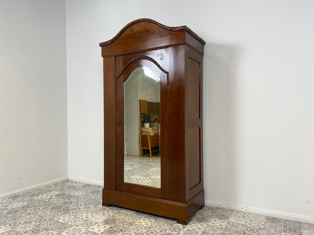 WMK Wunderschöner und gut erhaltener antiker Kleiderschrank aus vollem Holz mit Spiegel & feinen Holzschnitzereien # Schrank Dielenschrank Vertiko Wardrobe Garderobe Wäscheschrank Jugendstil Vintage