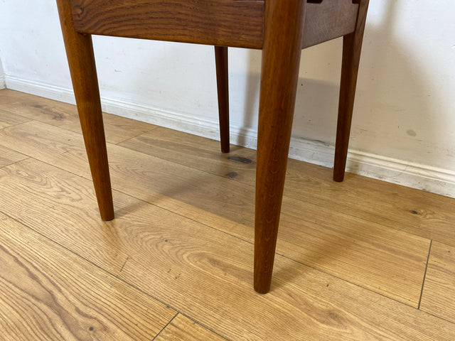 WMK I Stilvoller skandinavischer Mid-Century Designer Esszimmerstuhl von Farstrup aus Teakholz mit Kunstleder Bezug