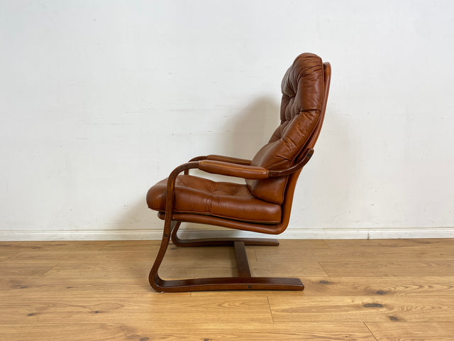 WMK 1/2 Formschöner, sehr bequemer & gut erhaltener skandinavischer Ledersessel mit gestepptem Echtleder # Sessel Lesesessel Relaxsessel Easy Chair Fernsehsessel Leder Vintage Mid-Century # Stückpreis