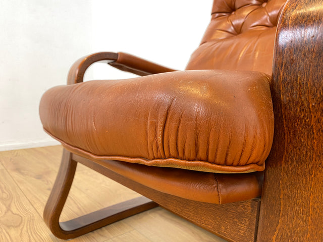 WMK 1/2 Formschöner, sehr bequemer & gut erhaltener skandinavischer Ledersessel mit gestepptem Echtleder # Sessel Lesesessel Relaxsessel Easy Chair Fernsehsessel Leder Vintage Mid-Century # Stückpreis