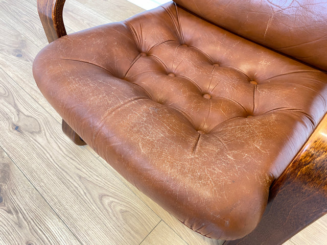 WMK 1/2 Formschöner, sehr bequemer & gut erhaltener skandinavischer Ledersessel mit gestepptem Echtleder # Sessel Lesesessel Relaxsessel Easy Chair Fernsehsessel Leder Vintage Mid-Century # Stückpreis