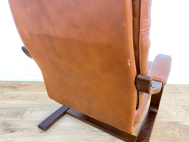 WMK 1/2 Formschöner, sehr bequemer & gut erhaltener skandinavischer Ledersessel mit gestepptem Echtleder # Sessel Lesesessel Relaxsessel Easy Chair Fernsehsessel Leder Vintage Mid-Century # Stückpreis