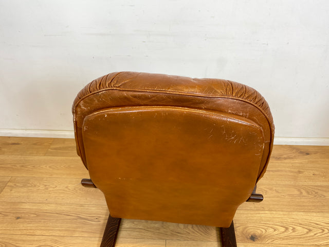 WMK 1/2 Formschöner, sehr bequemer & gut erhaltener skandinavischer Ledersessel mit gestepptem Echtleder # Sessel Lesesessel Relaxsessel Easy Chair Fernsehsessel Leder Vintage Mid-Century # Stückpreis