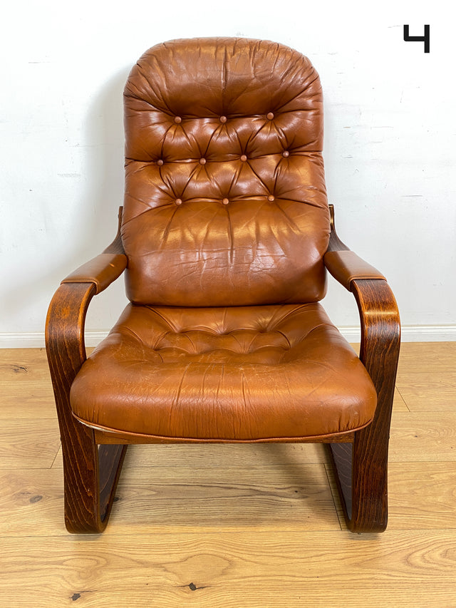 WMK 1/2 Formschöner, sehr bequemer & gut erhaltener skandinavischer Ledersessel mit gestepptem Echtleder # Sessel Lesesessel Relaxsessel Easy Chair Fernsehsessel Leder Vintage Mid-Century # Stückpreis