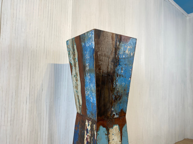 Boatwood by WMK # Formschöne, 110cm Größe Säule aus altem Bootsholz, ein handgefertigtes Unikat aus massivem Teakholz # Beistelltisch Blumenständer Blumentisch Ablage Dekor Abstrakte Kunst Bootsmöbel