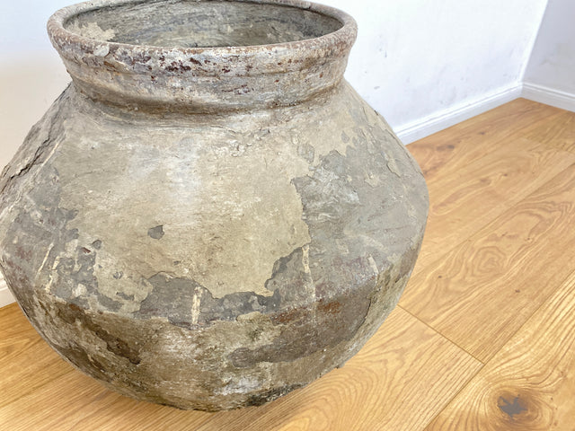 Boatwood by WMK # Wunderschöne antike Bodenvase / Wasserbehälter von der Insel Bali, ca. 100 Jahre alt, aus Terracotta mit Alterspatina # Vase Amphore Topf Gartenurne Dekoration Terrakotta-Vase Blumentopf Vintage
