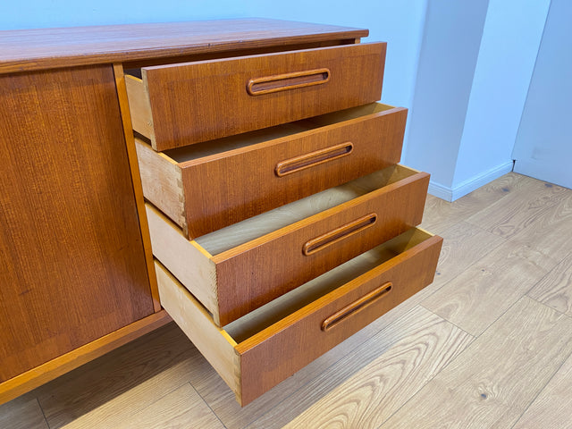 WMK # Formschönes skandinavischer Mid-Century Designer Sideboard von Ulferts in Teakholz mit Schubladen # Kommode Schrank Anrichte TV-Bank Danish Design Vintage Teak Berlin Hamburg
