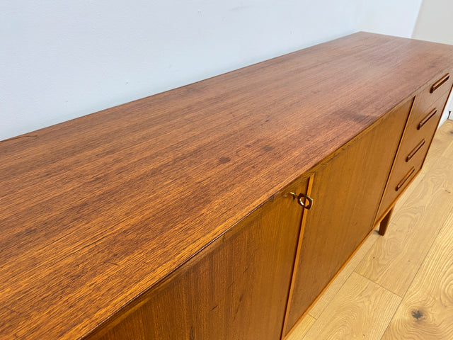 WMK # Formschönes skandinavischer Mid-Century Designer Sideboard von Ulferts in Teakholz mit Schubladen # Kommode Schrank Anrichte TV-Bank Danish Design Vintage Teak Berlin Hamburg