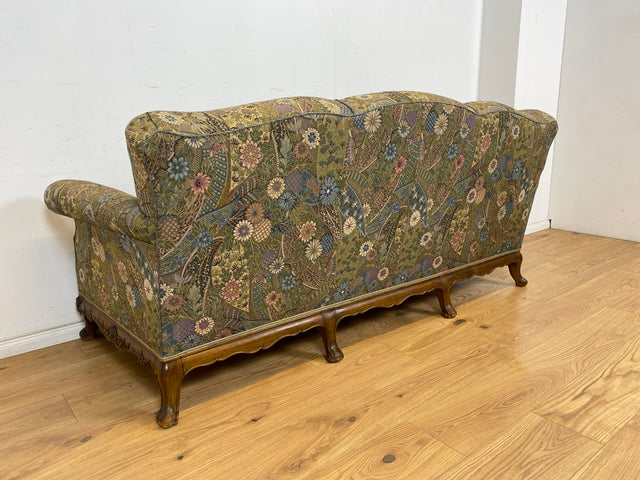 WMK Wunderschönes & gut erhaltenes 60er Jahre Sofa im Barock Stil mit tollem Bezug, reichverziertem Holzrahmen & bequemen Federkern # Couch 3-Sitzer Sitzgarnitur Rokoko Chippendale Stilmöbel Vintage