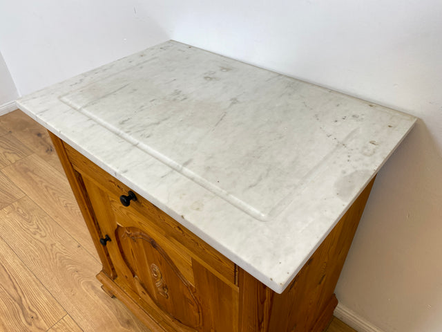 WMK # Freundliche kleine dänische antike Kommode aus vollem Holz mit Auflage aus weißem Marmor und Schublade # Marmorkommode Flurkommode Waschtisch Ablage Wickelkommode Weichholz Jugendstil Vintage