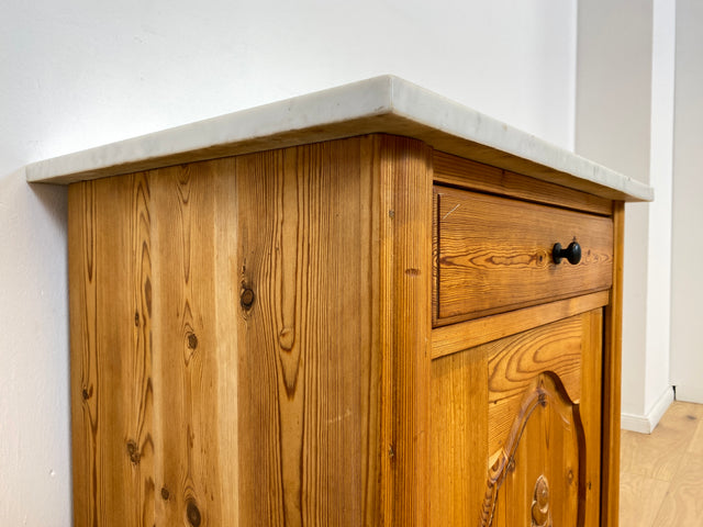 WMK # Freundliche kleine dänische antike Kommode aus vollem Holz mit Auflage aus weißem Marmor und Schublade # Marmorkommode Flurkommode Waschtisch Ablage Wickelkommode Weichholz Jugendstil Vintage