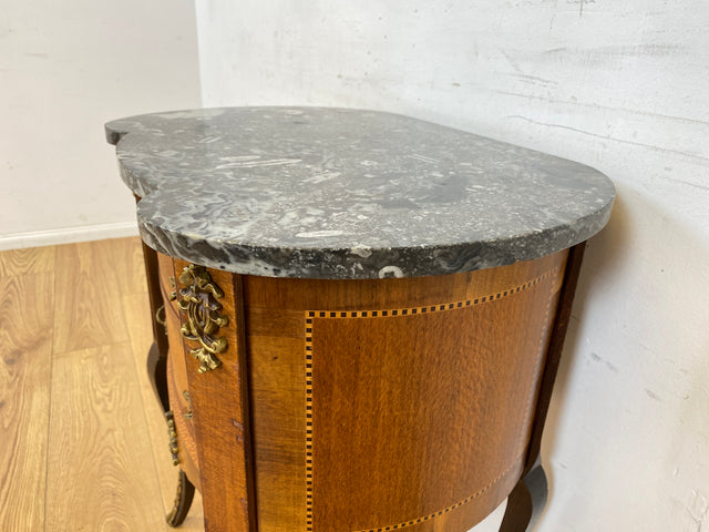 WMK Sehr elegante dänische Stilmöbel Kommode aus vollem Holz mit Marmor Auflage, Schubladen und Messingbeschlägen # Schubladenkommode Marmorkommode Flurkommode Beistelltisch Rokoko Barock Vintage