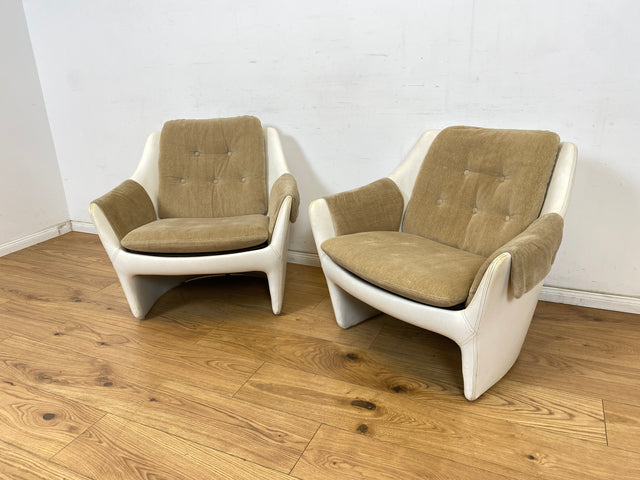 WMK 1/2 Formschöner und bequemer 70er Jahre Space Age Schalensessel mit Originalbezug und in Kunstleder bezogener Sitzschale # Sessel Armchair Stuhl Clubsessel Cocktailsessel Lesesessel Vintage Retro