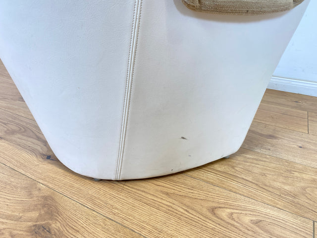 WMK 1/2 Formschöner und bequemer 70er Jahre Space Age Schalensessel mit Originalbezug und in Kunstleder bezogener Sitzschale # Sessel Armchair Stuhl Clubsessel Cocktailsessel Lesesessel Vintage Retro