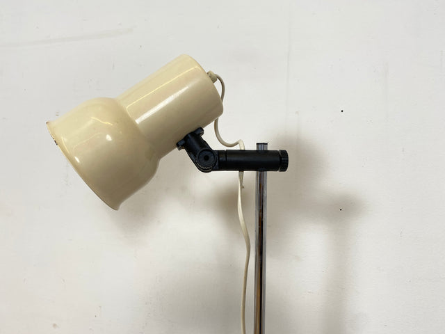 Skandinavische Space Age Stehlampe von Nordlux in Weiß mit zwei verstellbaren Leuchten I Stehleuchte Lampe Leselampe Licht Pop Art Retro Vintage Mid-Century 60er 70er I