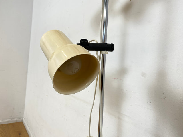 Skandinavische Space Age Stehlampe von Nordlux in Weiß mit zwei verstellbaren Leuchten I Stehleuchte Lampe Leselampe Licht Pop Art Retro Vintage Mid-Century 60er 70er I
