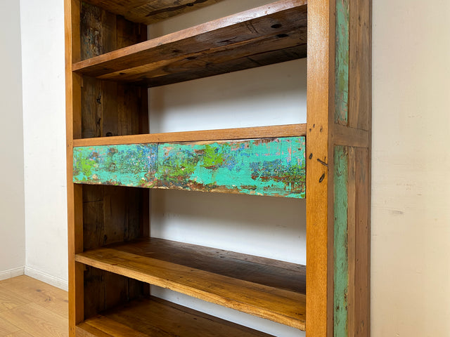 Boatwood by WMK I Nachhaltiges handgefertigtes Bücherregal aus altem Bootsholz I Teakholz massiv I Bücherschrank Regal Highboard Holzregal Küchenregal Raumtrenner Loft Bootsmöbel I Berlin Rostock Köln