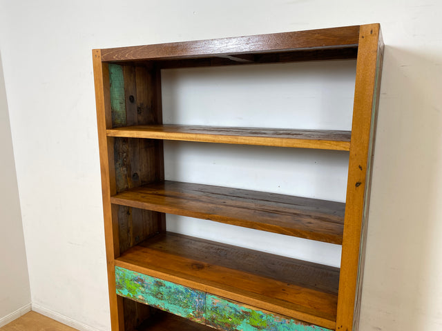 Boatwood by WMK I Nachhaltiges handgefertigtes Bücherregal aus altem Bootsholz I Teakholz massiv I Bücherschrank Regal Highboard Holzregal Küchenregal Raumtrenner Loft Bootsmöbel I Berlin Rostock Köln