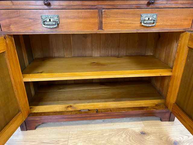 WMK I Wunderschöne Jugendstil Anrichte aus massiver Eiche mit Glastüren & Schubladen, um 1910 I Buffet Büfett Küchenanrichte Kredenz Geschirrschrank Küche Vitrine Schrank Vintage Antik Magdeburg Bonn