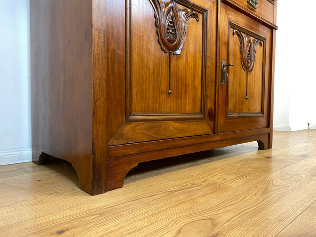 WMK I Wunderschöne Jugendstil Anrichte aus massiver Eiche mit Glastüren & Schubladen, um 1910 I Buffet Büfett Küchenanrichte Kredenz Geschirrschrank Küche Vitrine Schrank Vintage Antik Magdeburg Bonn