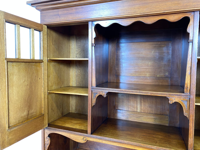 WMK I Wunderschöne Jugendstil Anrichte aus massiver Eiche mit Glastüren & Schubladen, um 1910 I Buffet Büfett Küchenanrichte Kredenz Geschirrschrank Küche Vitrine Schrank Vintage Antik Magdeburg Bonn