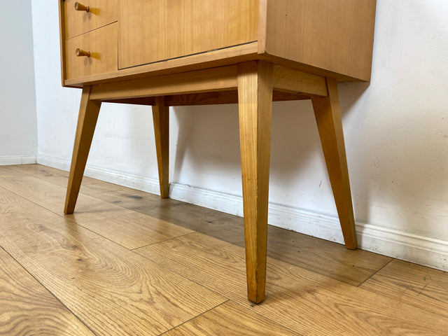 WMK I Stilvolle kleine helle Mid-Century Kommode aus 1966 in Birnbaum mit Schubladen I Lowboard Sideboard Wäschekommode Beistelltisch Nachttisch TV Bank VEB DDR Vintage Retro 60er Berlin Leipzig Köln