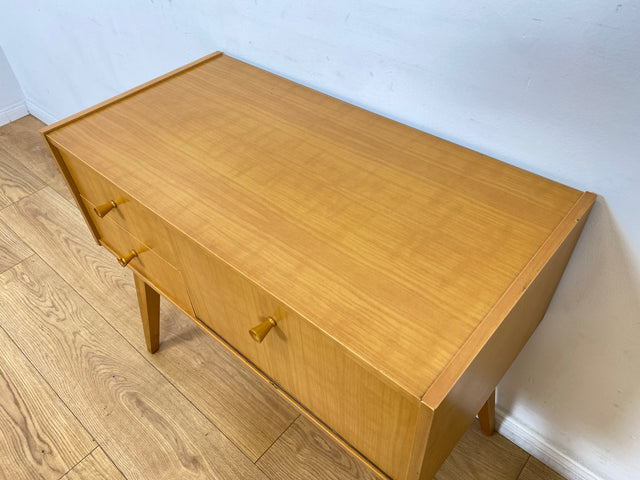 WMK I Stilvolle kleine helle Mid-Century Kommode aus 1966 in Birnbaum mit Schubladen I Lowboard Sideboard Wäschekommode Beistelltisch Nachttisch TV Bank VEB DDR Vintage Retro 60er Berlin Leipzig Köln