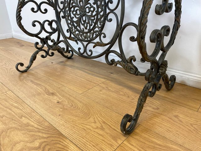 WMK # Eleganter und gut erhaltener Konsolentisch aus formschöner Holztischplatte auf kunstvollem antikem Metallgestell # Konsole Metallkonsole Ablage Tisch Beistelltisch Flurkommode Gusseisen Vintage