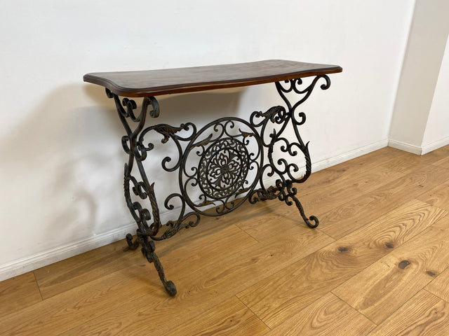 WMK # Eleganter und gut erhaltener Konsolentisch aus formschöner Holztischplatte auf kunstvollem antikem Metallgestell # Konsole Metallkonsole Ablage Tisch Beistelltisch Flurkommode Gusseisen Vintage