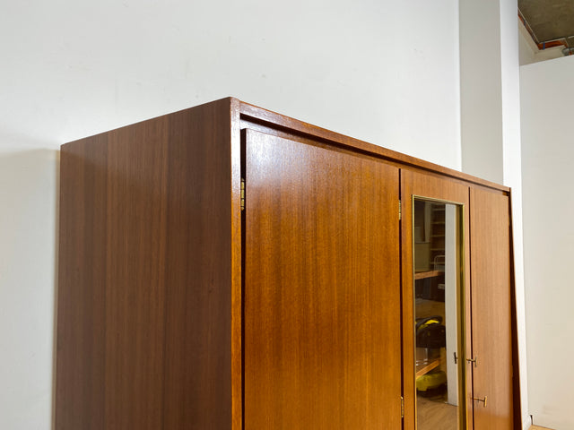 WMK I Stilvoller Mid-Century Schrank aus vollem Holz mit Schubladen & Glastür I Kleiderschrank Wäscheschrank Highboard Vitrine Garderobe Dielenschrank Cabinet 50er 60er Vintage Frankfurt Bonn Dresden
