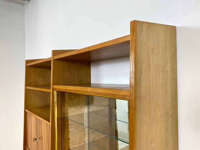 WMK I Stilvolles Mid-Century Highboard mit verspiegelter Vitrine & Schiebetüren I Wohnzimmerschrank Sideboard Regalwand Regal Bücherregal Bücherschrank Bar Barschrank Vintage 60er Berlin Köln Koblenz