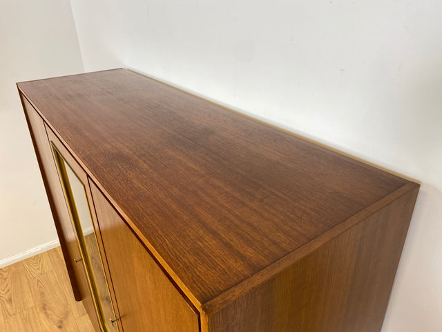 WMK I Stilvoller Mid-Century Schrank aus vollem Holz mit Schubladen & Glastür I Kleiderschrank Wäscheschrank Highboard Vitrine Garderobe Dielenschrank Cabinet 50er 60er Vintage Frankfurt Bonn Dresden