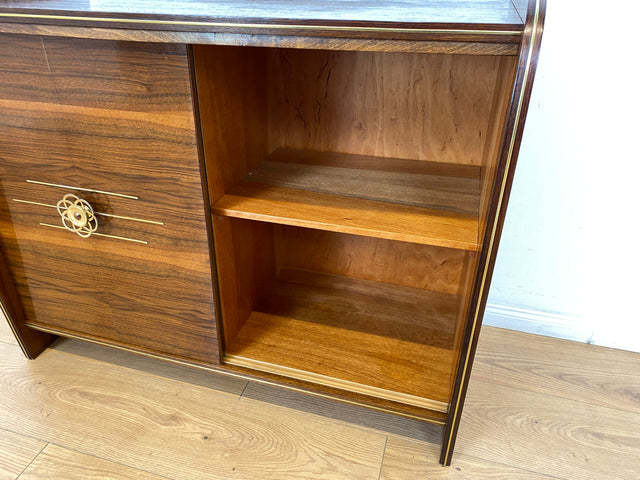 WMK # Besonderer & sehr gut erhaltener Mid-Century Barschrank , Vollholz, mit Schiebetüren & zum Eckschrank ausklappbar # Barkommode Barvitrine Kommode Vitrine Eckkommode Eckvitrine Vintage 50er 60er
