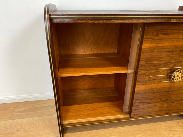 WMK # Besonderer & sehr gut erhaltener Mid-Century Barschrank , Vollholz, mit Schiebetüren & zum Eckschrank ausklappbar # Barkommode Barvitrine Kommode Vitrine Eckkommode Eckvitrine Vintage 50er 60er