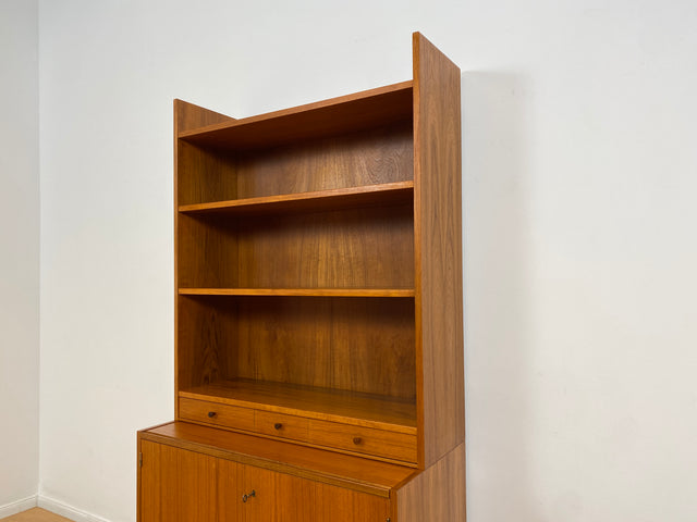 WMK # Stilvoller skandinavischer Mid-Century Bücherschrank in Teakholz mit auszieh. Schreibfläche & verstell. Regalböden # Bücherregal Regal Sekretär Highboard Sideboard Kommode Danish Design Vintage