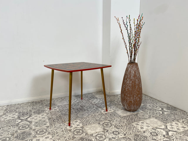 WMK # Freundlicher und gut erhaltener Mid-Century Couchtisch im Chochloma Stil handbemalter Oberfläche & konischen Füßen # Wohnzimmertisch Coffee Table Beistelltisch Nierentisch Vintage 50er 60er